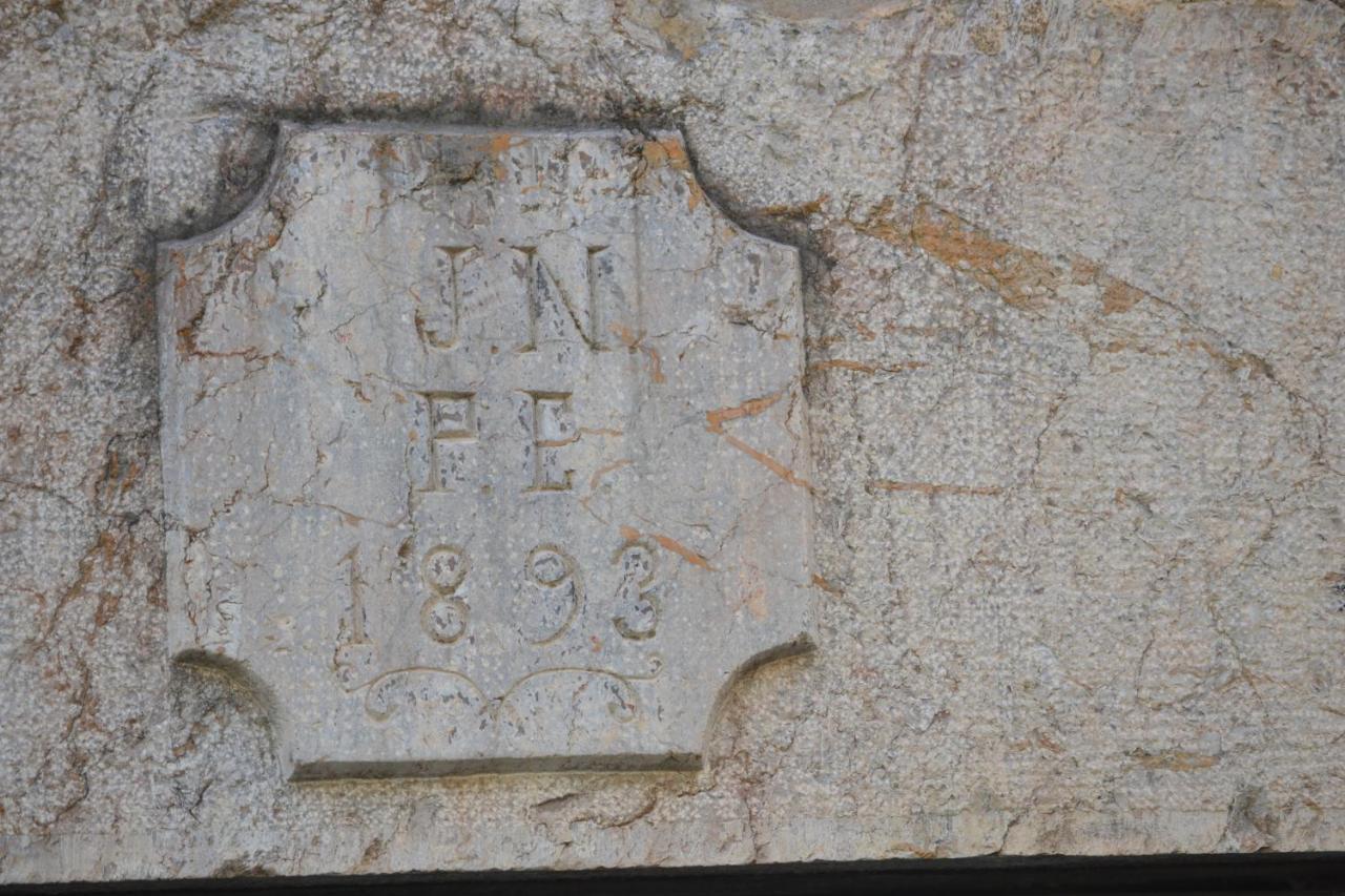 El Portal Del Abuelo Leilighet Arenas De Cabrales Eksteriør bilde