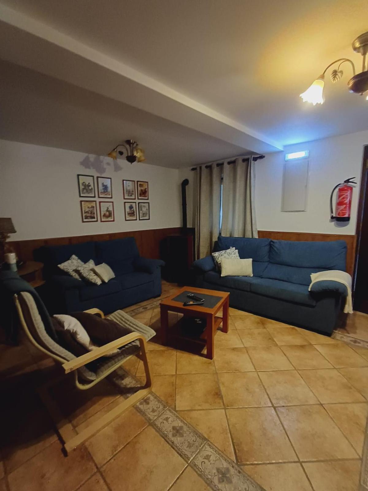 El Portal Del Abuelo Leilighet Arenas De Cabrales Eksteriør bilde