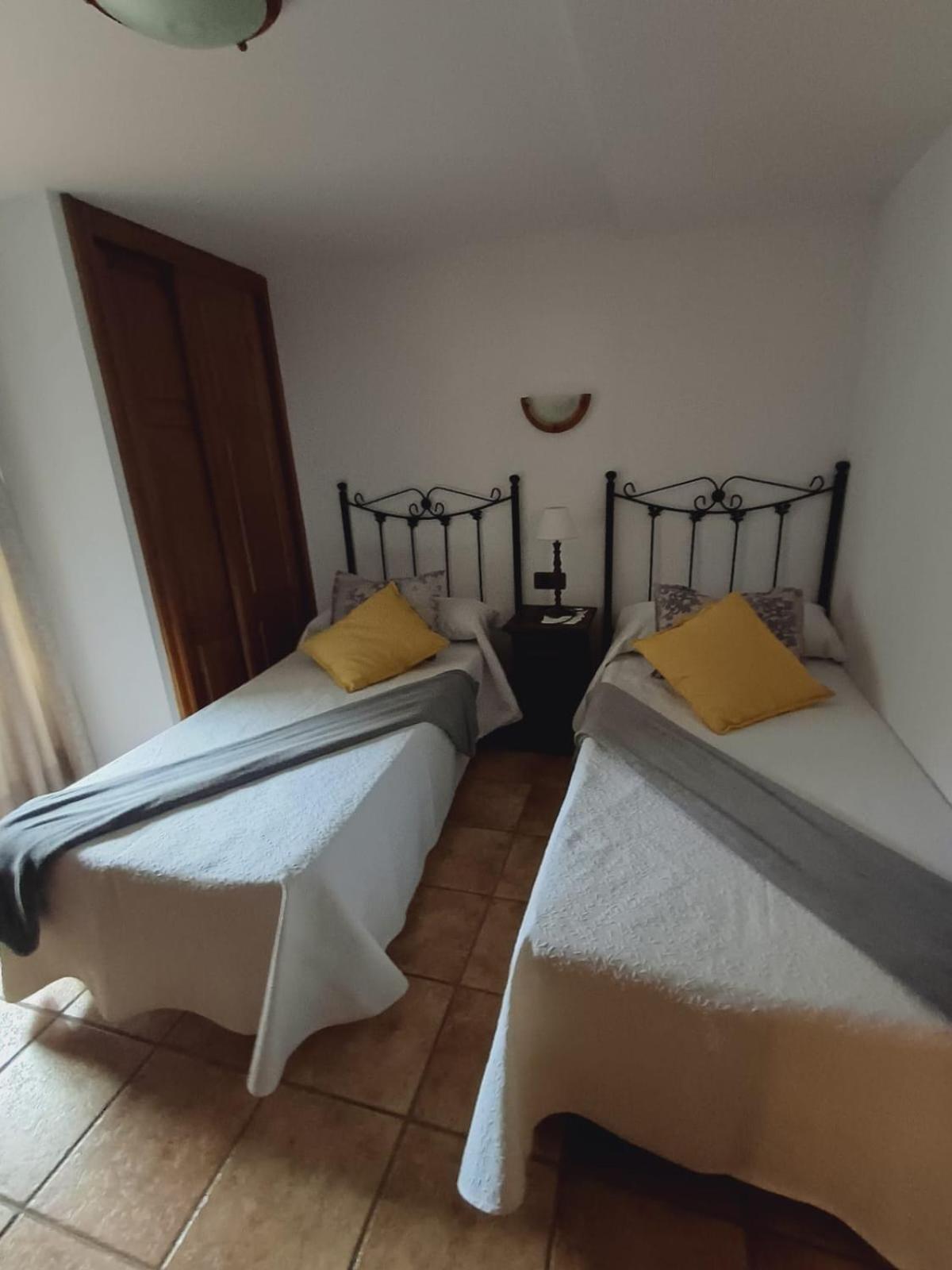El Portal Del Abuelo Leilighet Arenas De Cabrales Eksteriør bilde